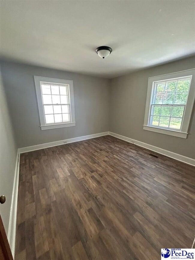 Building Photo - 1315 Wenonah Dr
