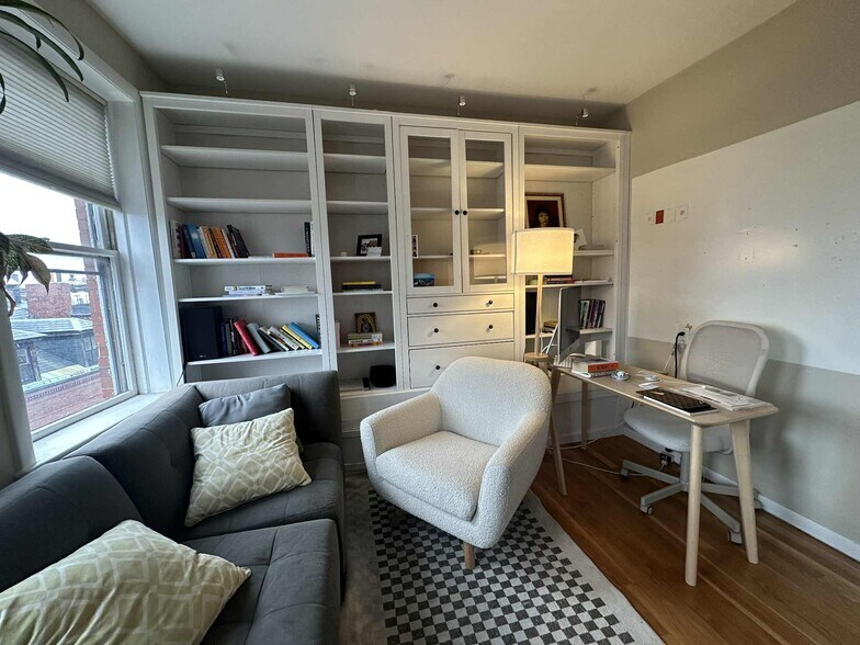 Building Photo - 57 West Cedar St