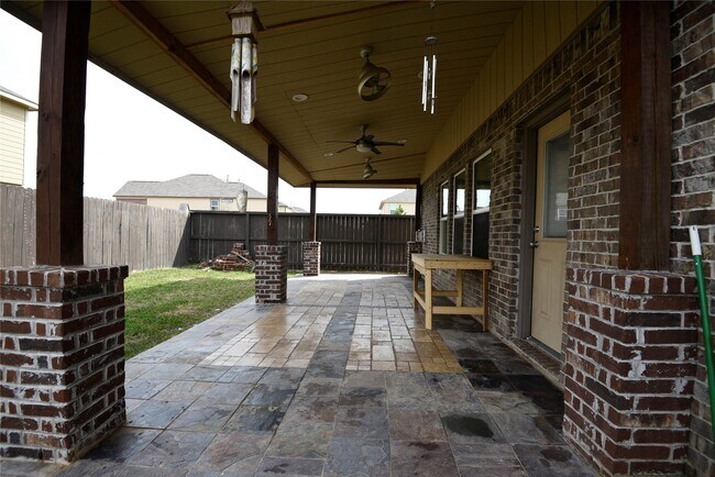 Building Photo - 9997 Hyacinth Way