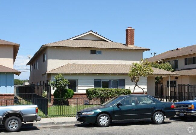 Building Photo - 331 Cuesta Del Mar Dr