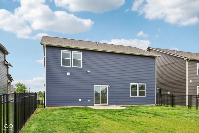 Building Photo - 17255 Gresham Ln