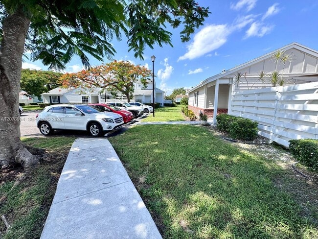 Building Photo - 13700 SW 149th Cir Ln