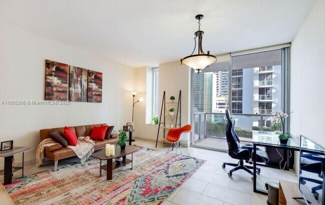 Building Photo - 1050 Brickell Ave