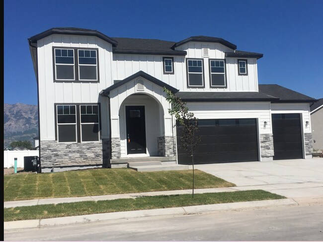 Building Photo - 31 S Serrata Ln