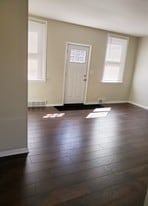 Living room - 51 Sterling St