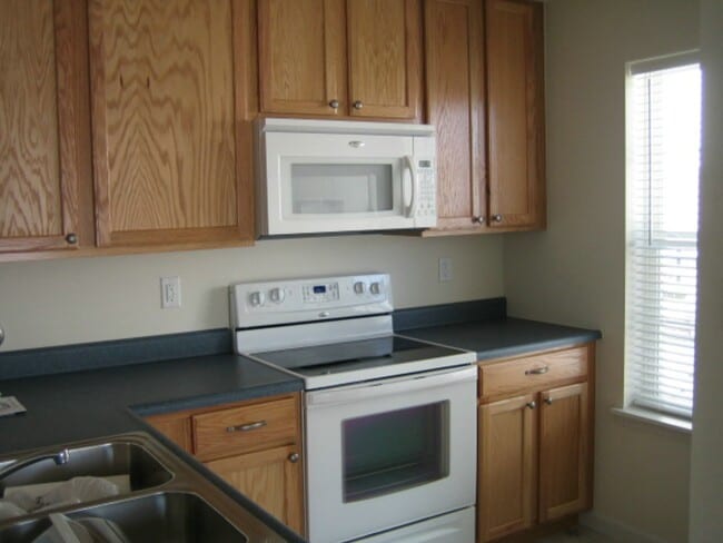 Kitchen - 104 Brandy Mill Circle