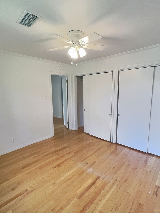 Building Photo - Spacious 4-Bedroom Home in the Desirable Gulf Hills Golf Course Community!