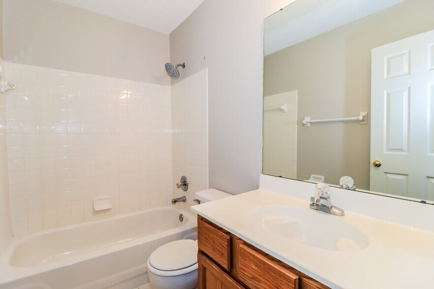 Building Photo - 7625 Dexter Park Dr
