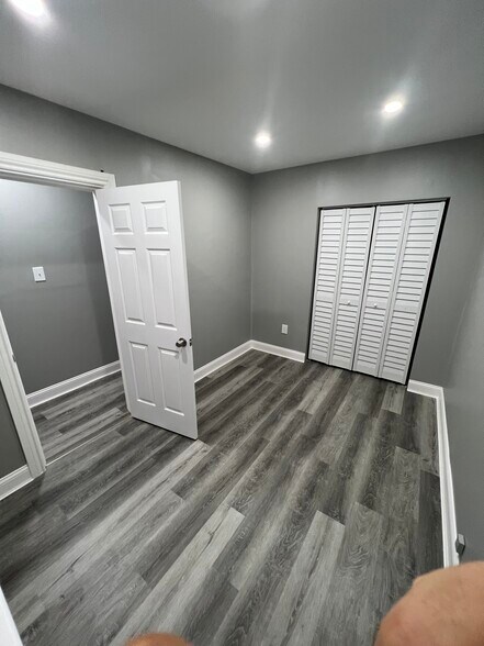 Bedroom 3 - 3240 W Polk St