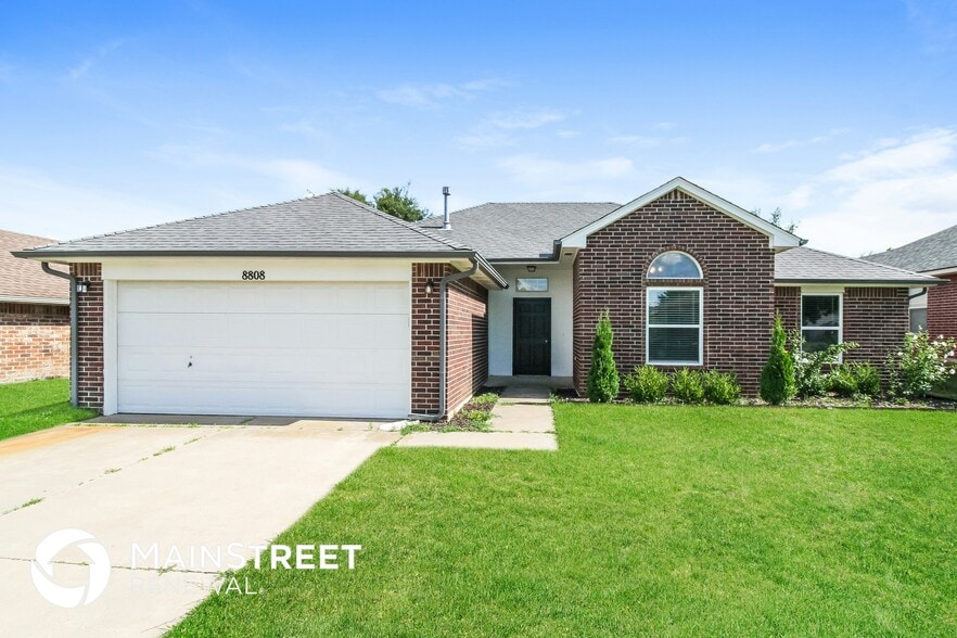 Primary Photo - 8808 NW 85th Pl