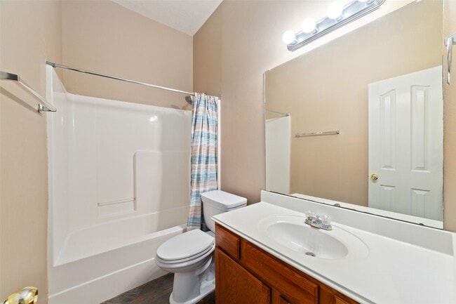 Building Photo - 22911 Sebastian Dr