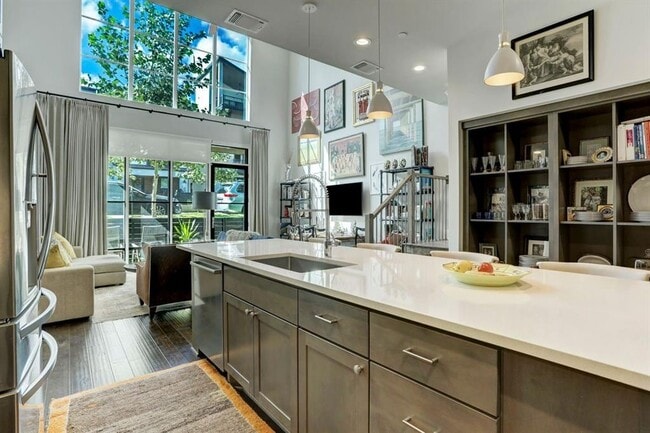 Building Photo - 4709 Unity Cir