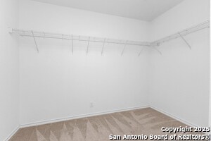 Building Photo - 6806 Prue Rd