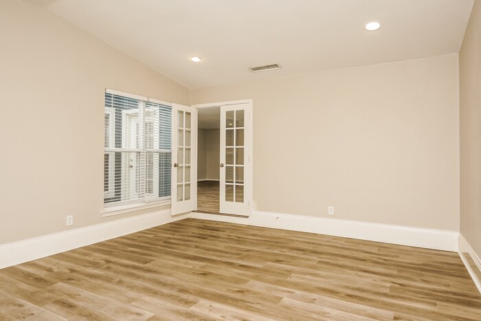 Building Photo - 1007 Mill Run Dr