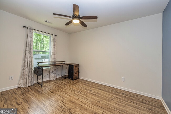 Building Photo - 759 Alvaton Rd