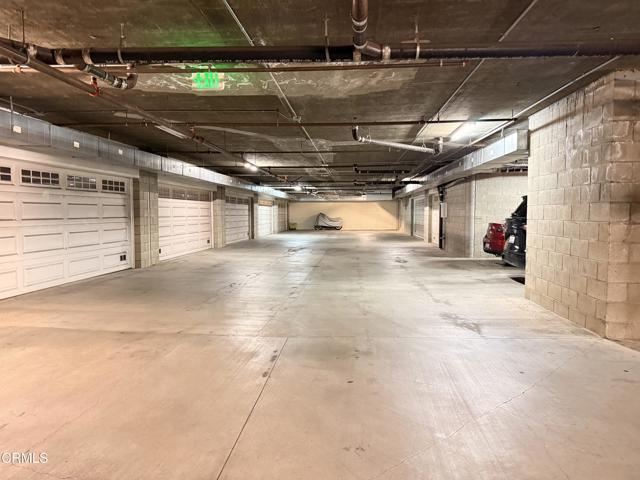 Building Photo - 96 N Craig Ave