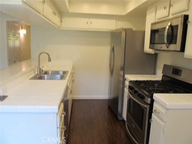Building Photo - 2700 Cahuenga Blvd