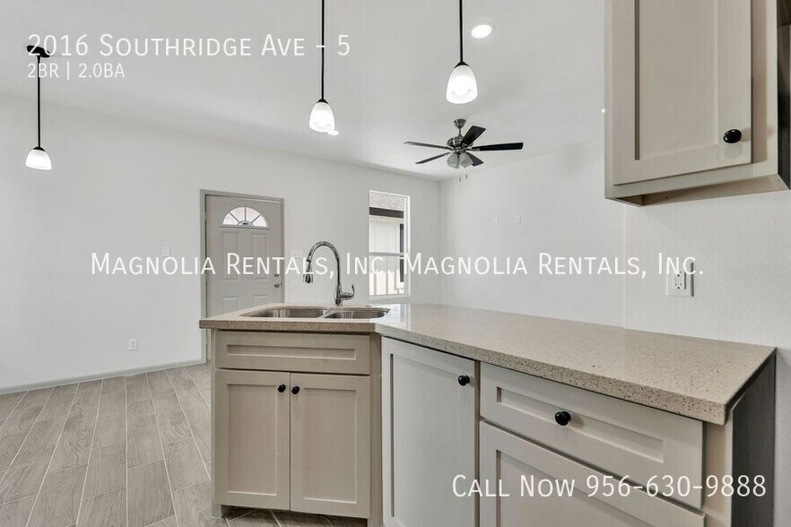 Building Photo - 2016 Southridge Ave