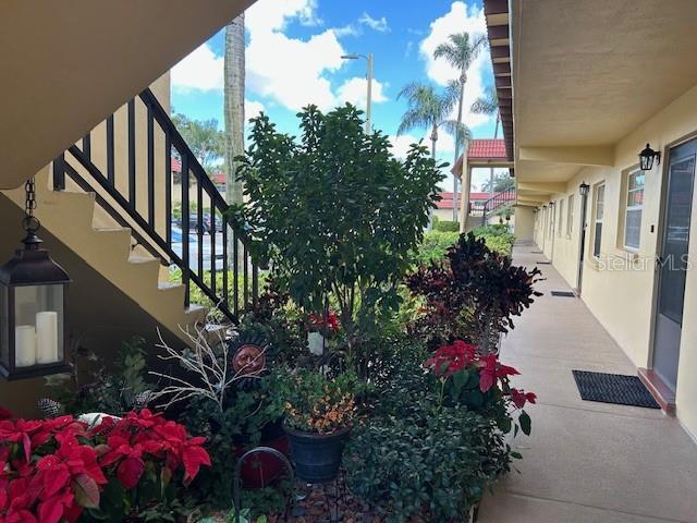 Building Photo - 1845 S Highland Ave