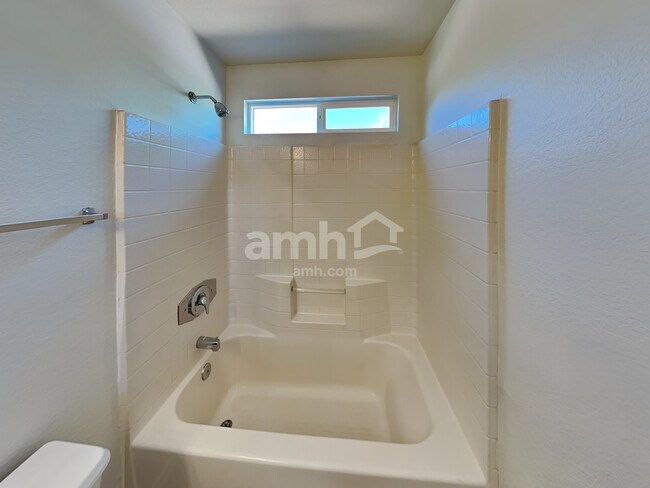 Building Photo - 8708 E Crescent Ave