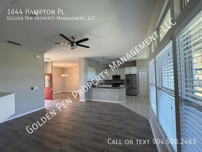 Building Photo - 1644 Hampton Pl