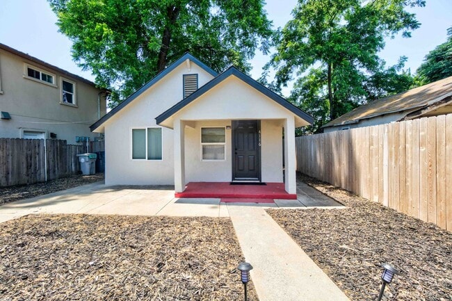 Primary Photo - Renovated 1-Bedroom Cottage with Storage Shed & Gated Yard