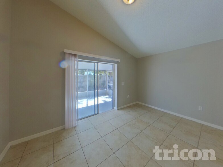 Building Photo - 10549 Opus Dr