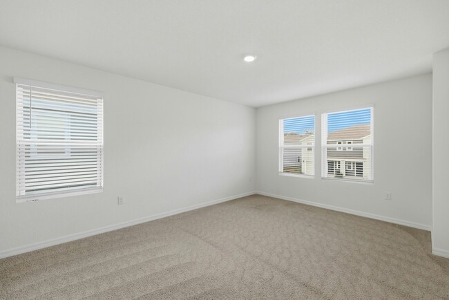 Building Photo - 6669 SW 81st Lp