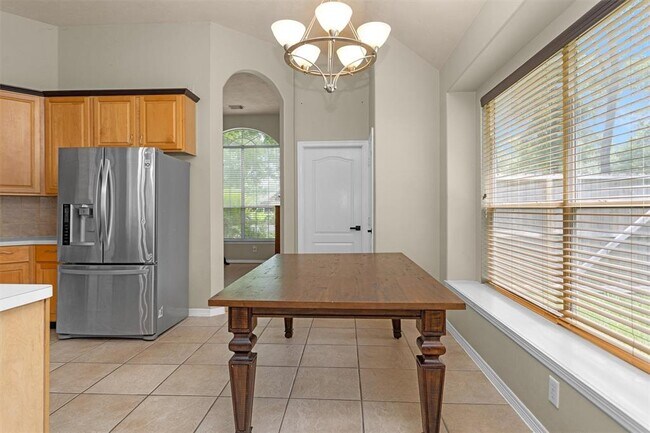 Building Photo - 7215 Wedgewood Dr