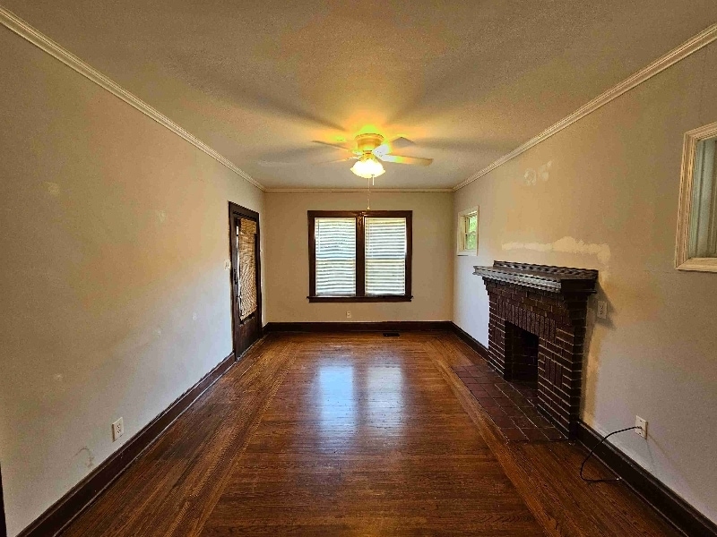 Building Photo - 7000 Palmetto St