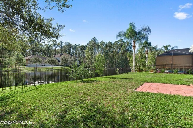 Building Photo - 744 Dewdrop Loop