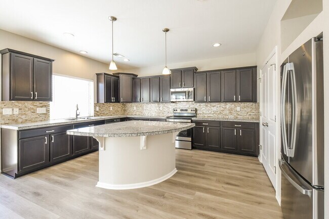 Building Photo - 10558 Worchester St