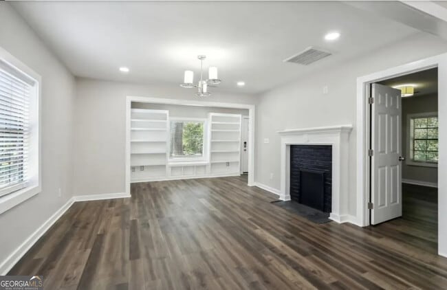Building Photo - 1295 McClure Ave NW