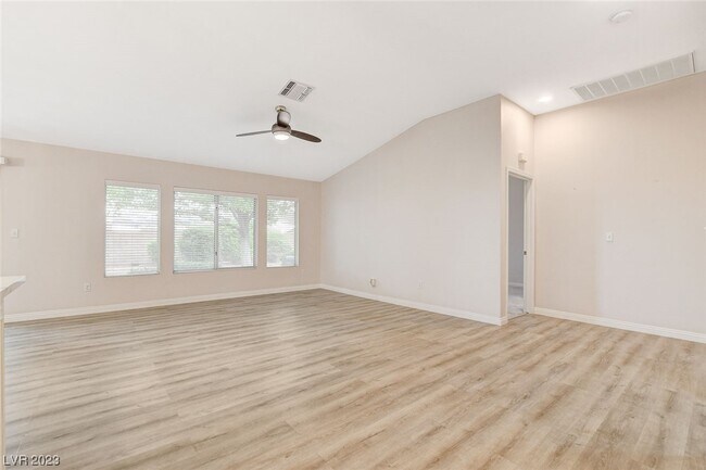 Building Photo - 1979 Joy View Ln