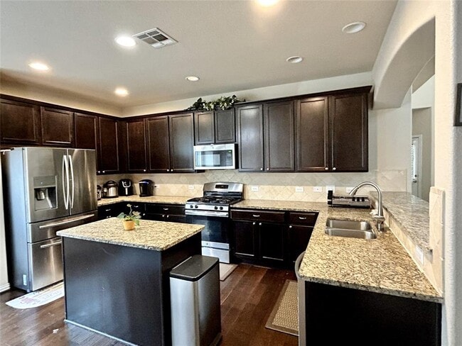 Building Photo - 159 Joseph Dr