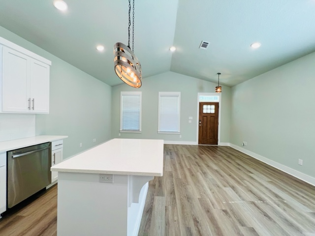 Building Photo - 2071 W Romana St