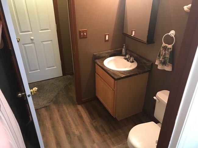 Building Photo - 2991 E 1610 S