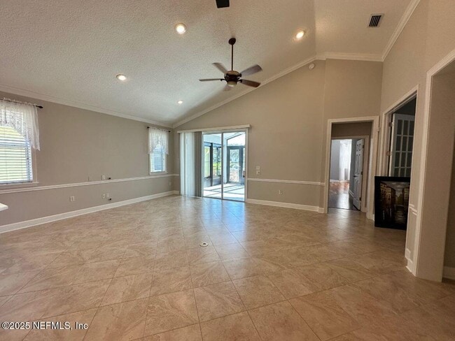 Building Photo - 943 Hazeltine Ct