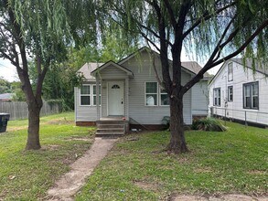 Building Photo - Bossier City - 2 Bed 1 Bath - Updated Home