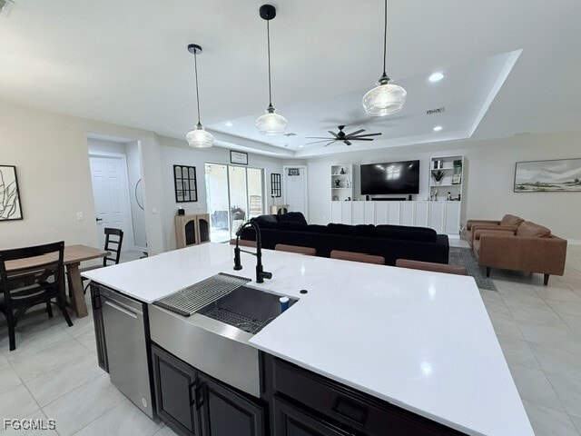 Building Photo - 2852 Royal Gardens Ave