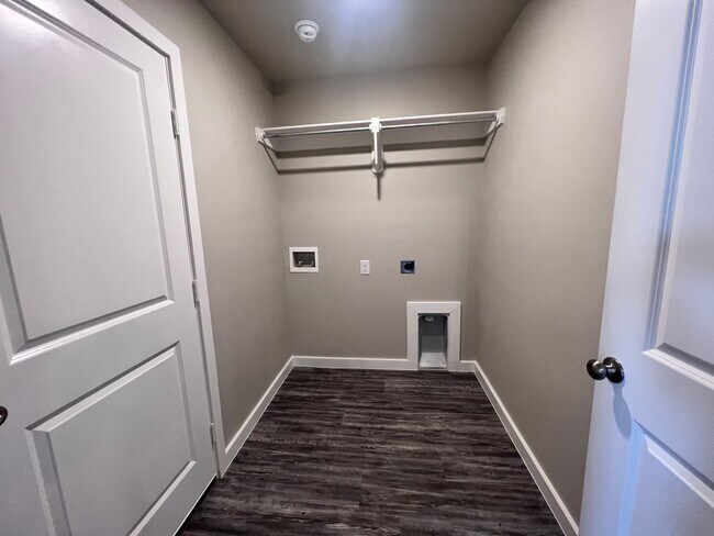 Building Photo - New Construction in Harvest