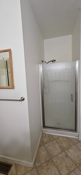 Building Photo - 34 Degas Cir