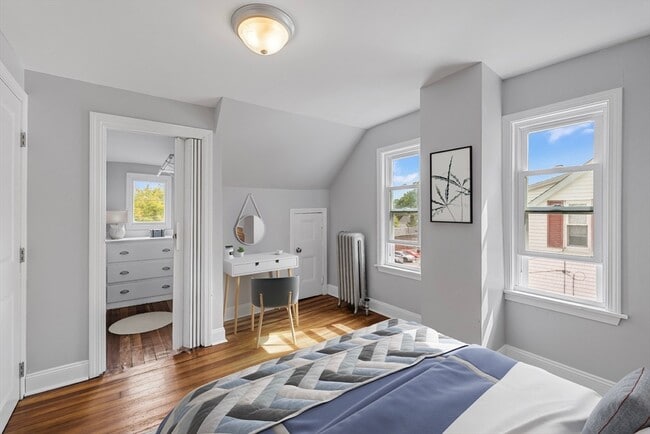 Building Photo - 117 Gorham St