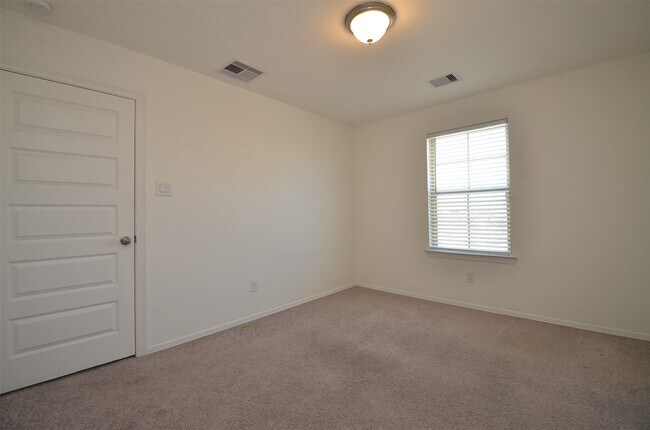 Building Photo - 5602 Tabula Rasa Dr