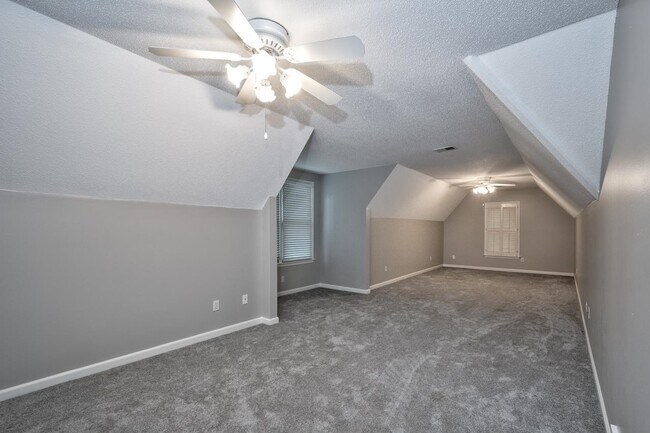 Building Photo - 1575 Huntley Cove