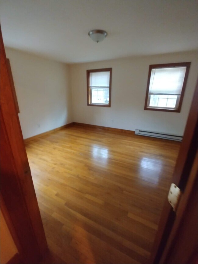 Building Photo - 74 S Washington St