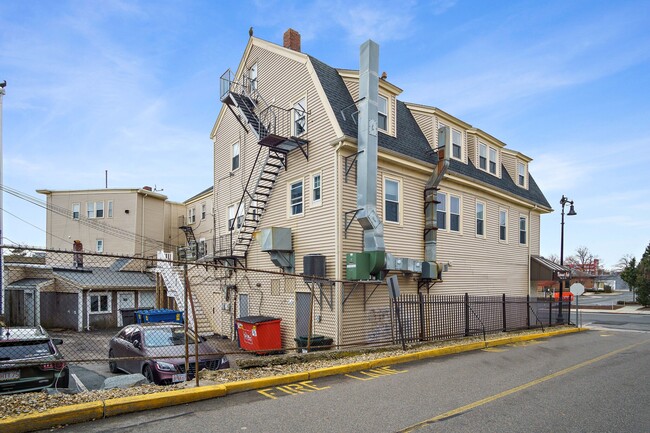 Building Photo - 402 Neponset Ave