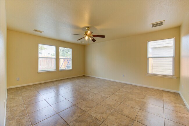 Building Photo - 6422 Mildenhall Ct