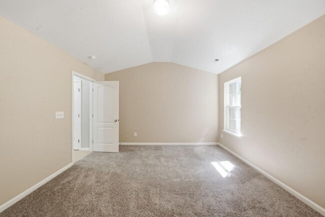 Building Photo - 3527 Londonville Ln
