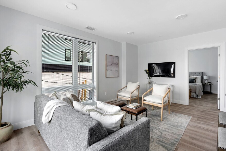 Building Photo - 90 Ocean Ave